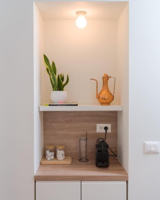 Anna'S Blloku Apartment Tiranë Ngoại thất bức ảnh