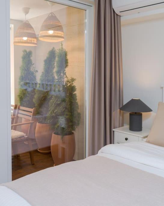 Anna'S Blloku Apartment Tiranë Ngoại thất bức ảnh