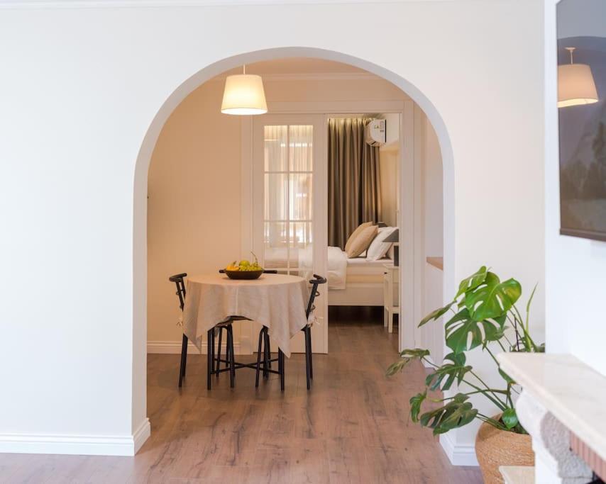 Anna'S Blloku Apartment Tiranë Ngoại thất bức ảnh