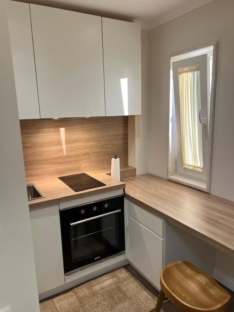 Anna'S Blloku Apartment Tiranë Ngoại thất bức ảnh
