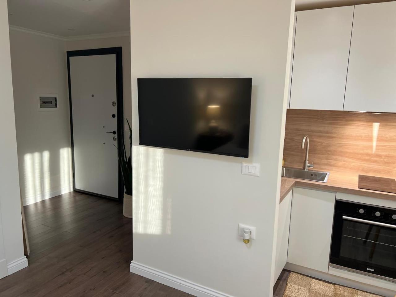 Anna'S Blloku Apartment Tiranë Ngoại thất bức ảnh